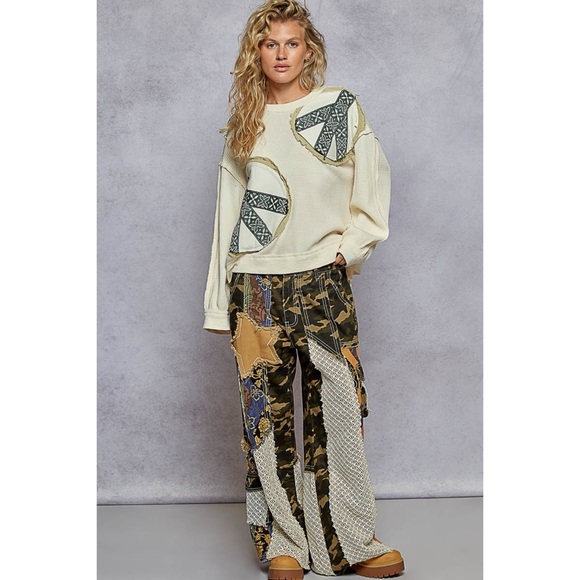 POL Cream Peace Patch Vintage Washed Waffle Knit Top Relaxed Fit - Picture 8 of 10